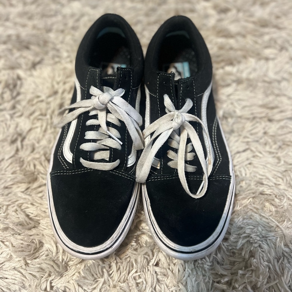 Black vans